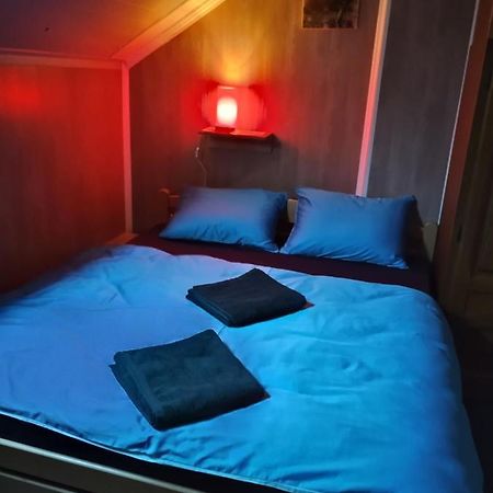 Hostel Suzzzy Novska Eksteriør billede